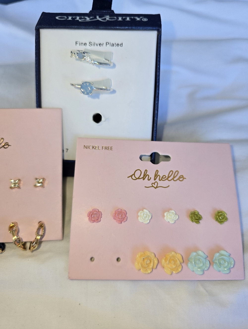 NEW Jewelry Earrings And Rings - Picture 2 of 4